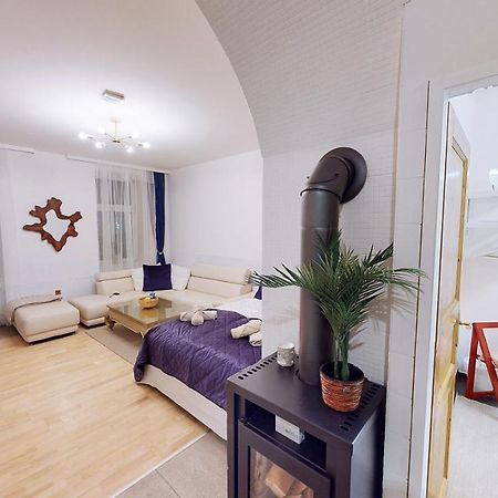Apartment Wood Wina Bagian luar foto