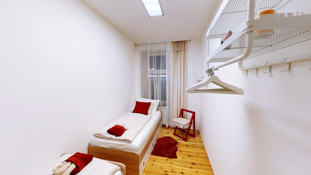 Apartment Wood Wina Bagian luar foto